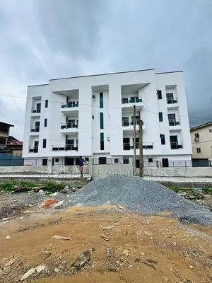 3bdrm Apartment in Ifako-Gbagada for sale