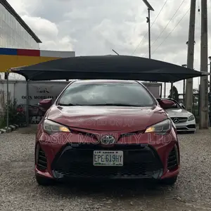 Toyota Corolla 2014 Red