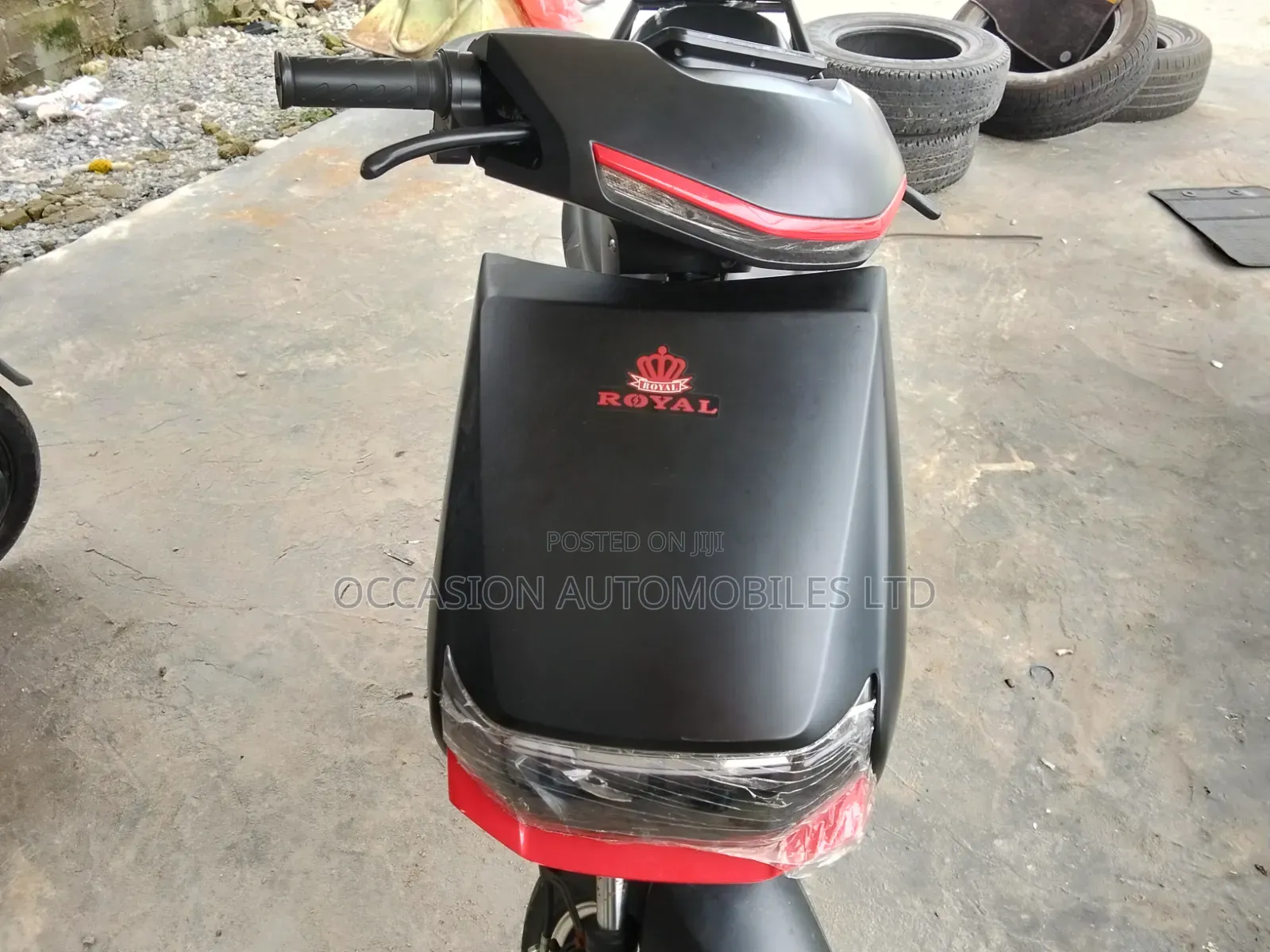 Royal Motorcycle 2024 Black