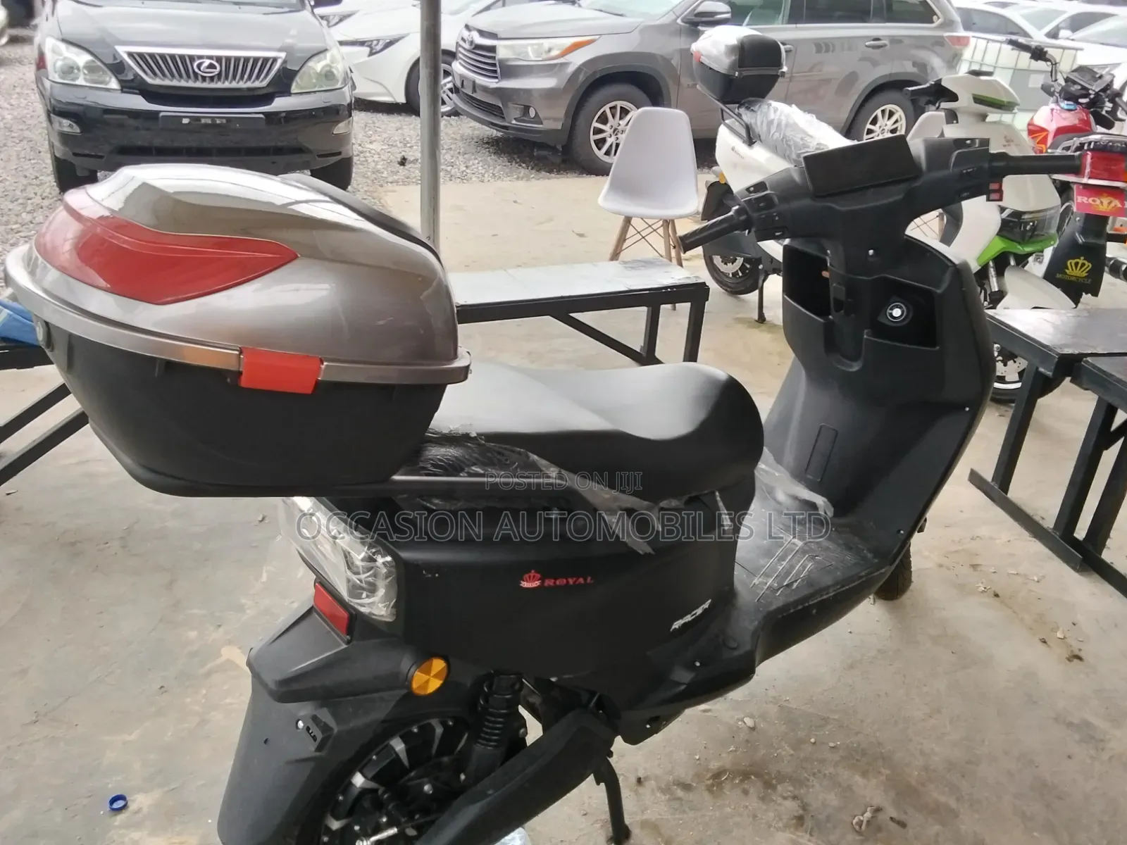Royal Motorcycle 2024 Black