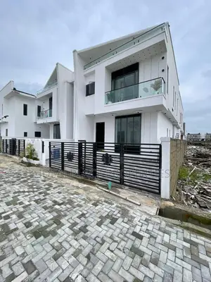 4bdrm Duplex in Ado / Ajah for sale