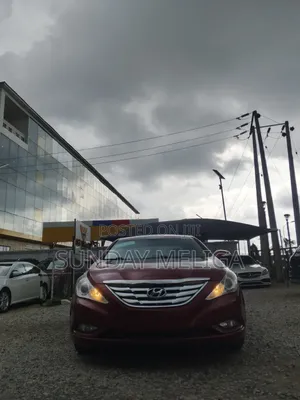 Hyundai Sonata 2011 Red