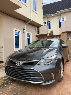 Toyota Avalon 2025 Black