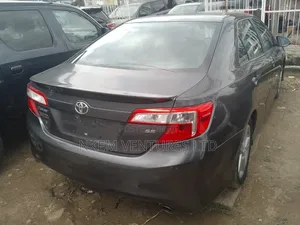 Toyota Camry 2012 Gray
