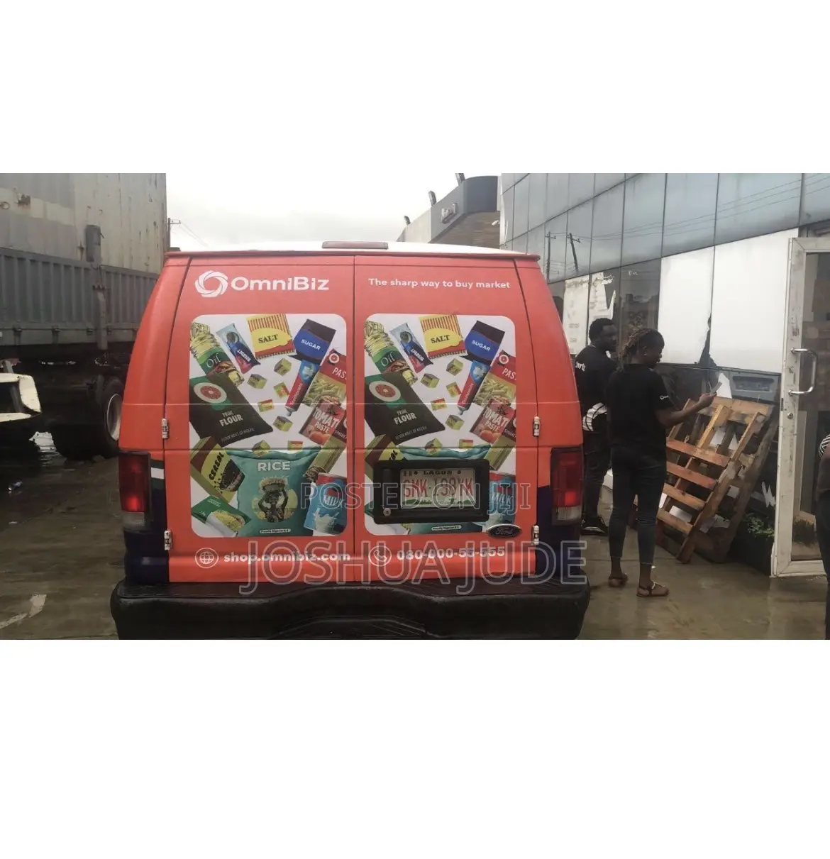 Ford E250 2005 White