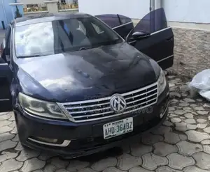 Volkswagen Passat S 2013 Black