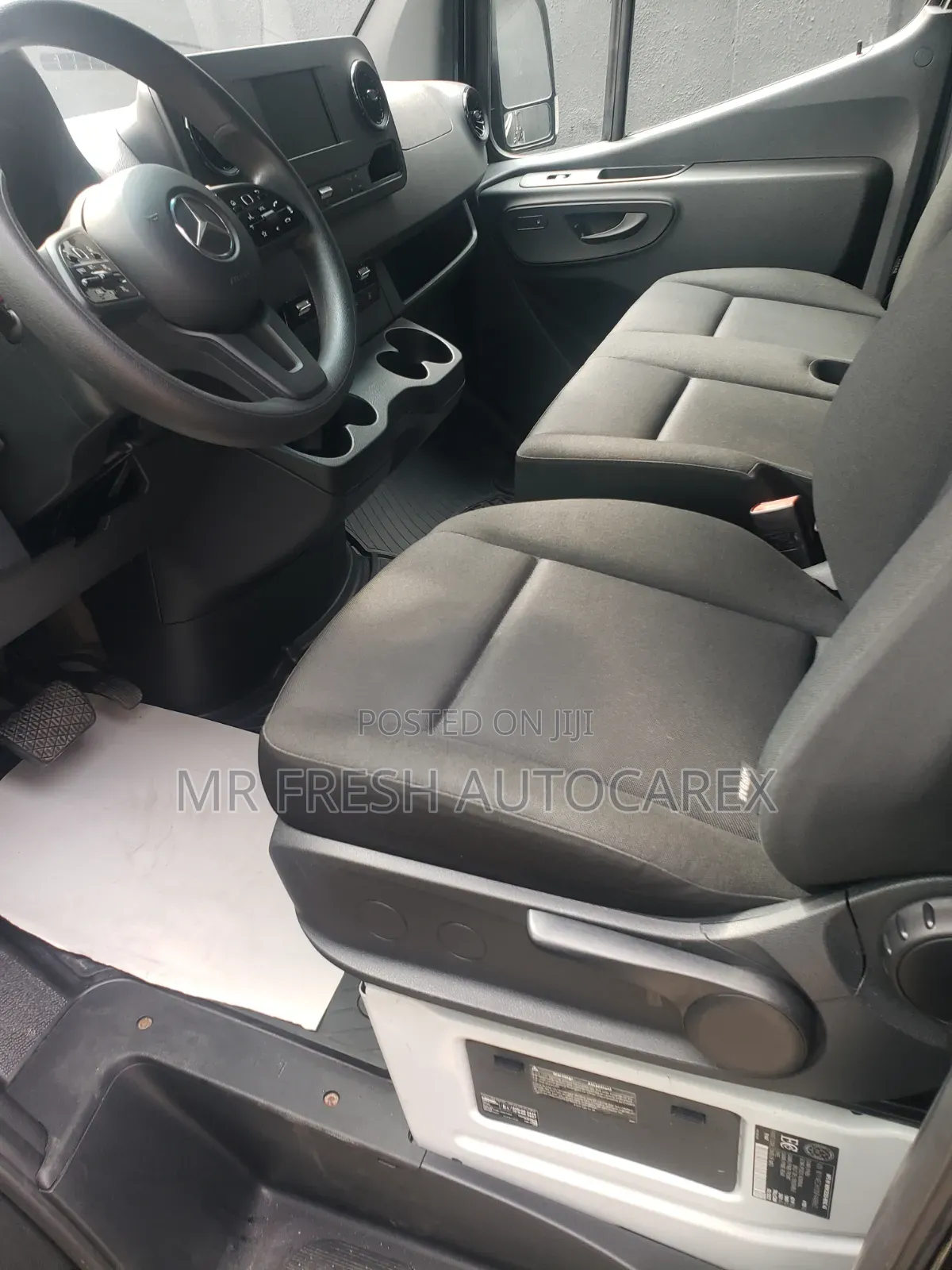 New Mercedes-Benz Sprinter 2025 Black