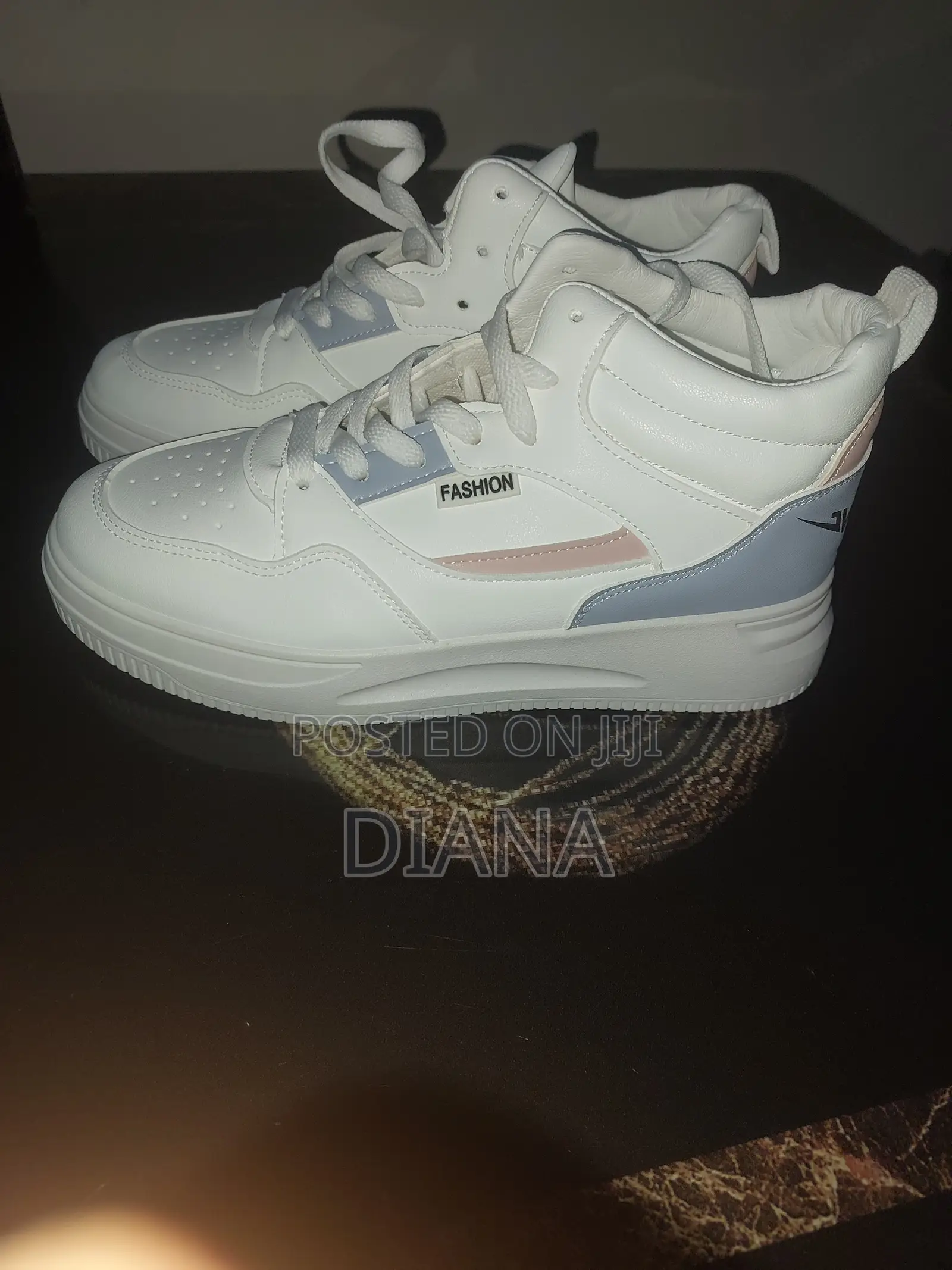 White Canvas
