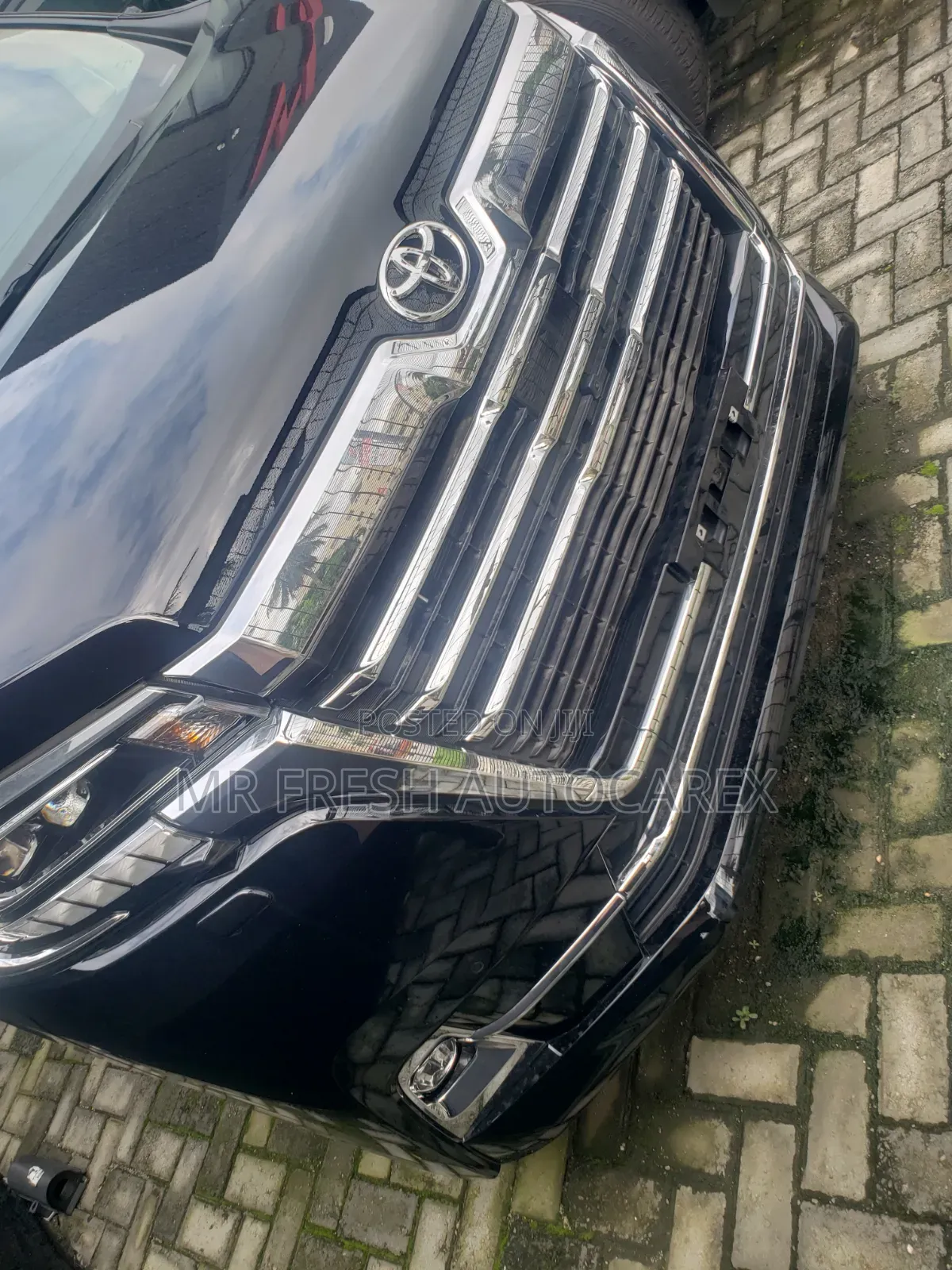 New Toyota Granvia 2025 Black