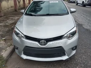 Toyota Corolla 2016 Silver