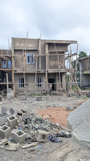 4bdrm Duplex in Phdl Estate, Eleyele for sale
