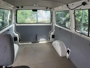 Volkswagen Transporter 2008 White