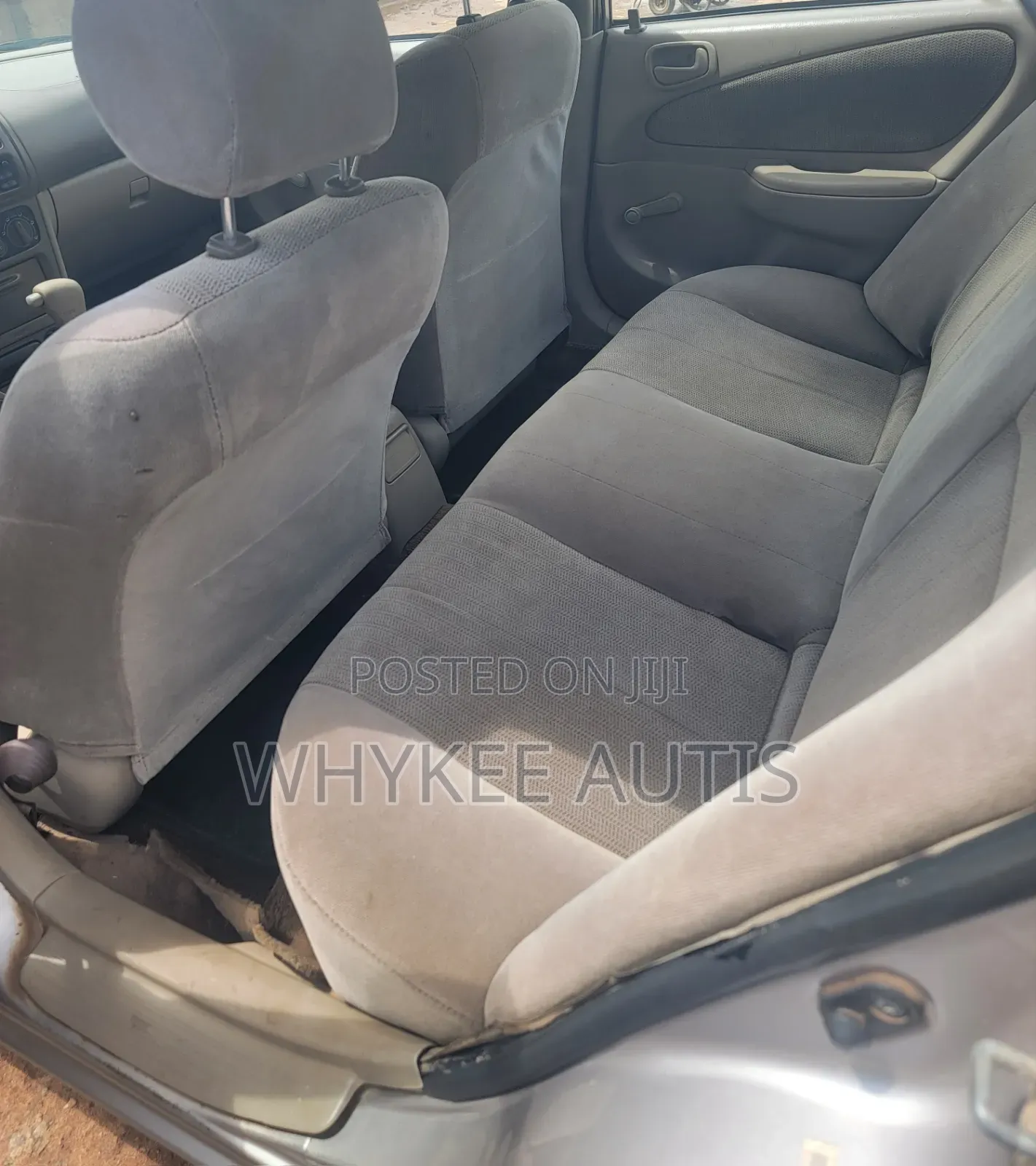 Toyota Corolla 2002 Gold