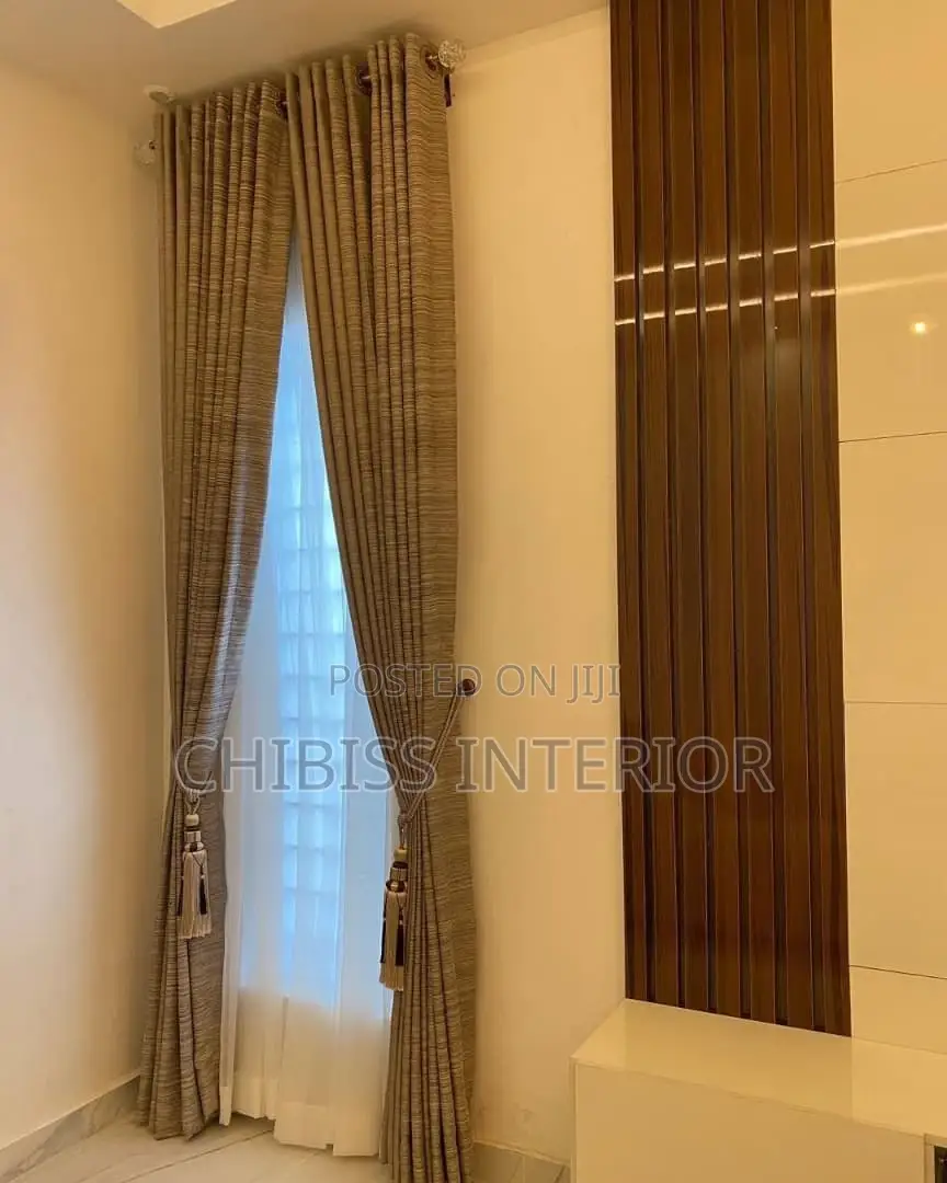 Curtains and Window Blinds