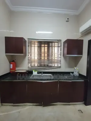 Furnished 5bdrm Duplex in Olive Court, Agodi for rent