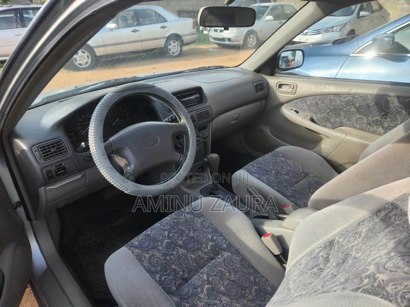 Toyota Corolla 2000 Silver