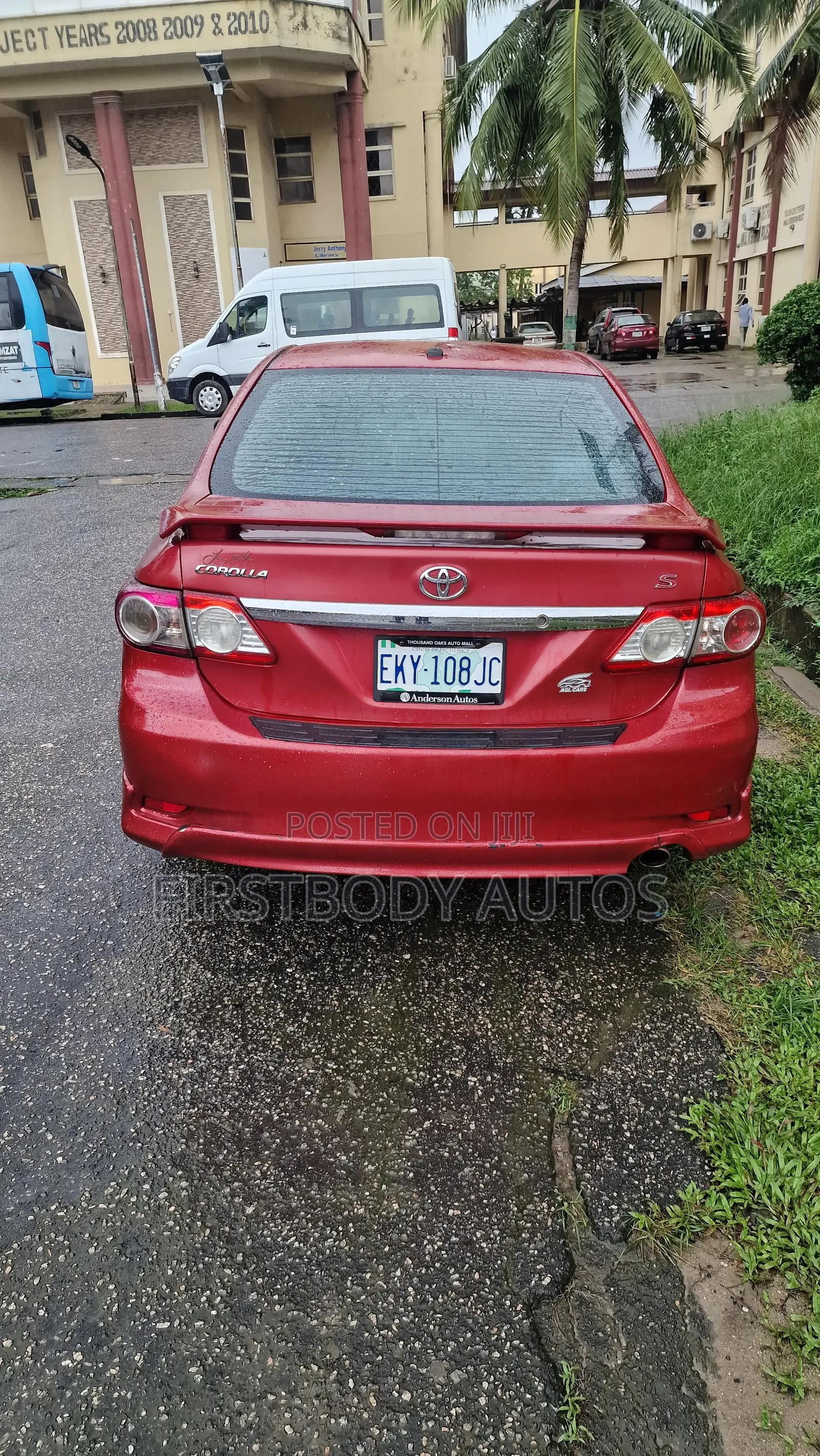 Toyota Corolla 2011 Red