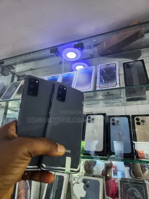 Samsung Galaxy S20 128 GB Gray