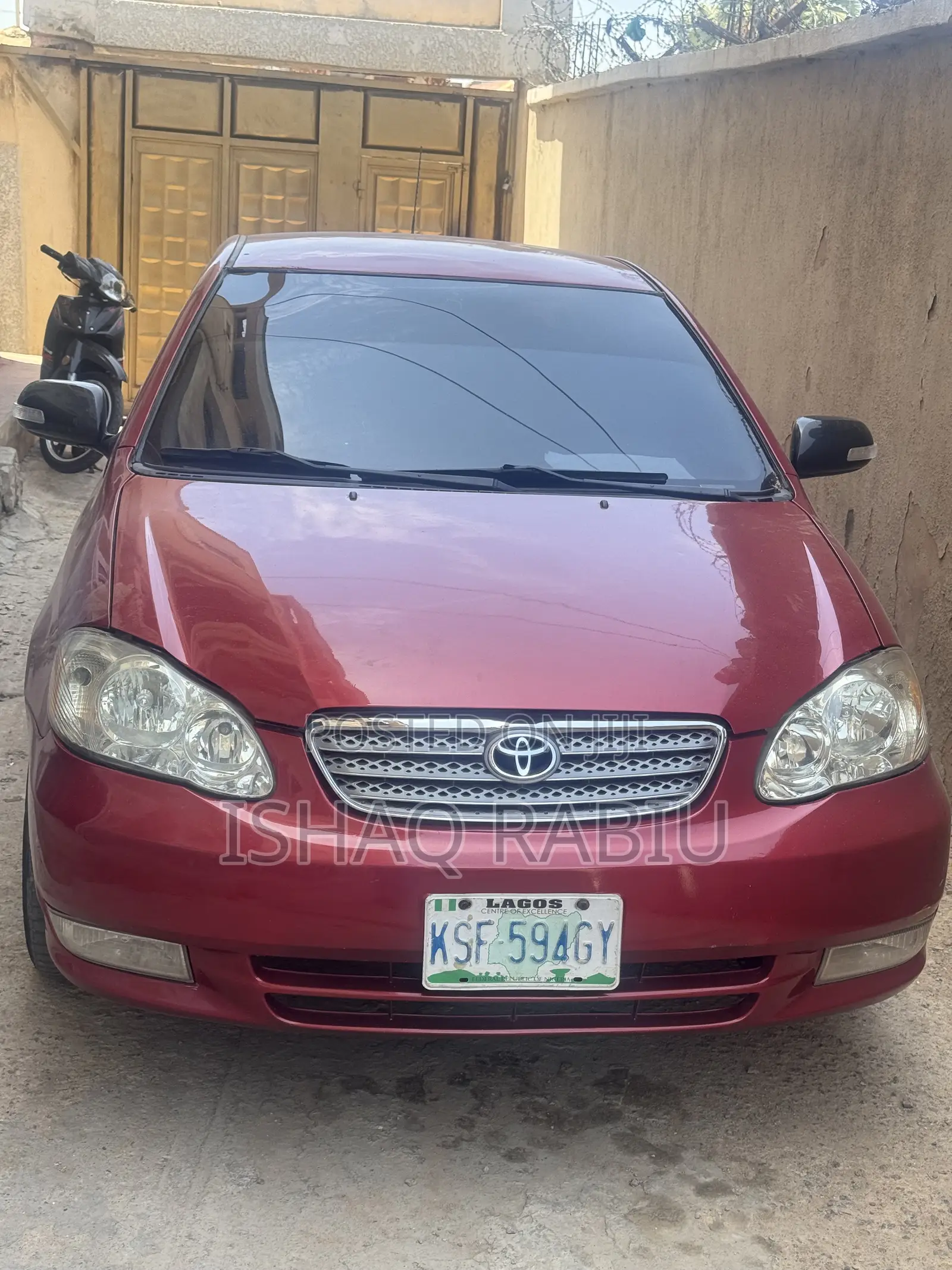 Toyota Corolla LE 2004 Maroon