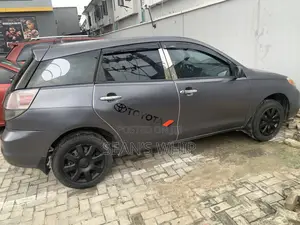 Toyota Matrix XR Hatchback AWD (1.8L 4cyl 4A) 2006 Gray
