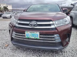 Toyota Highlander 2015 Burgundy