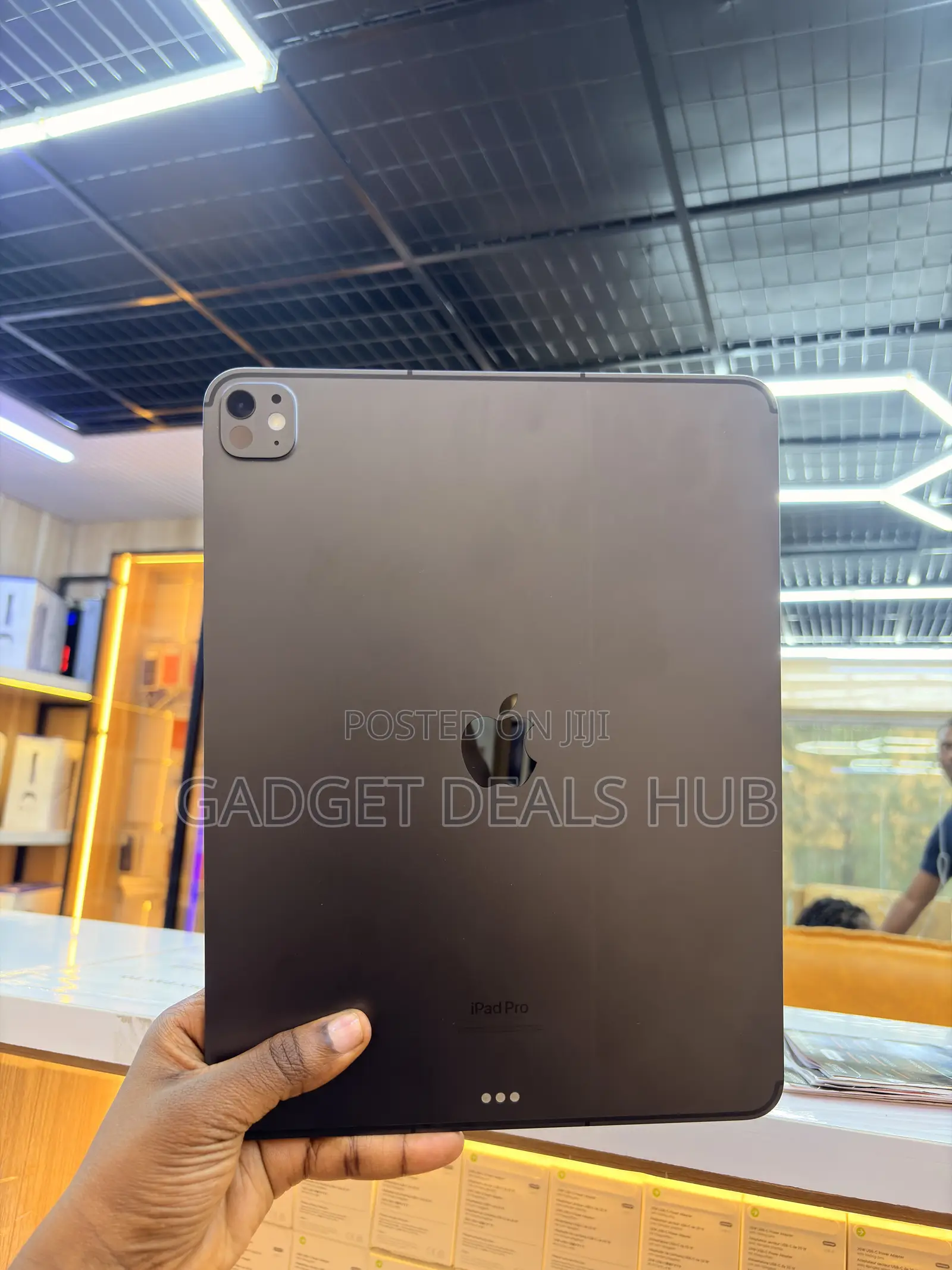 Apple iPad Pro 13 (2024) 256 GB Black