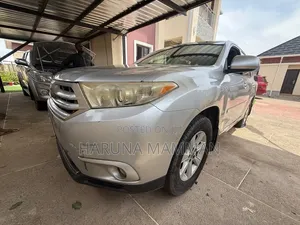 Toyota Highlander 2013 Silver