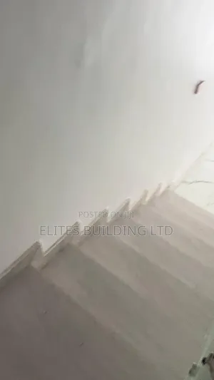 4bdrm Duplex in Akora Estate, Adeniyi Jones for rent
