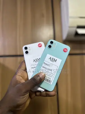 Apple iPhone 11 128 GB White