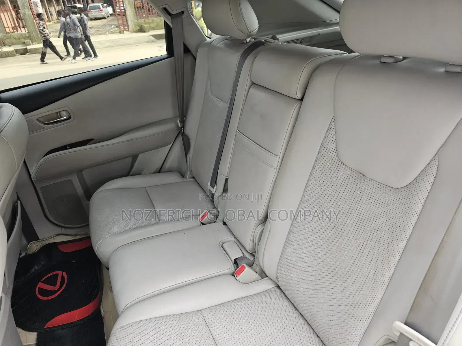 Lexus RX 2011 Silver
