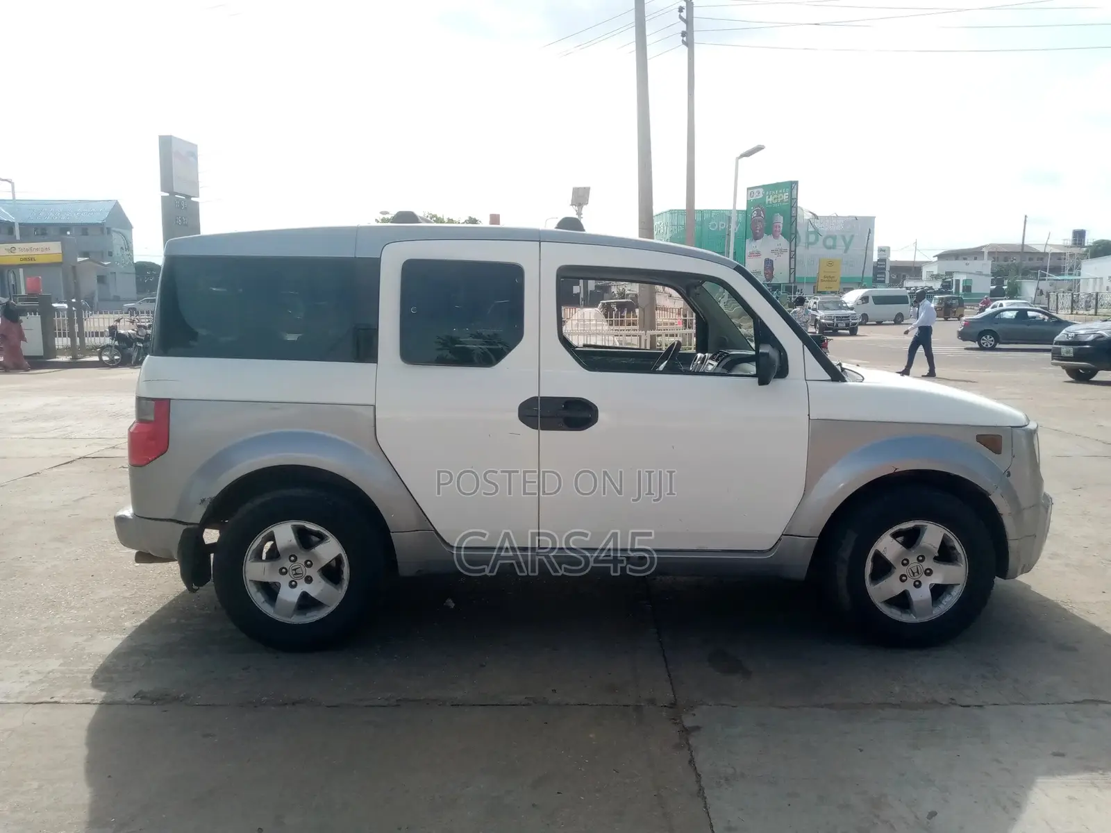 Honda Element 2004 White