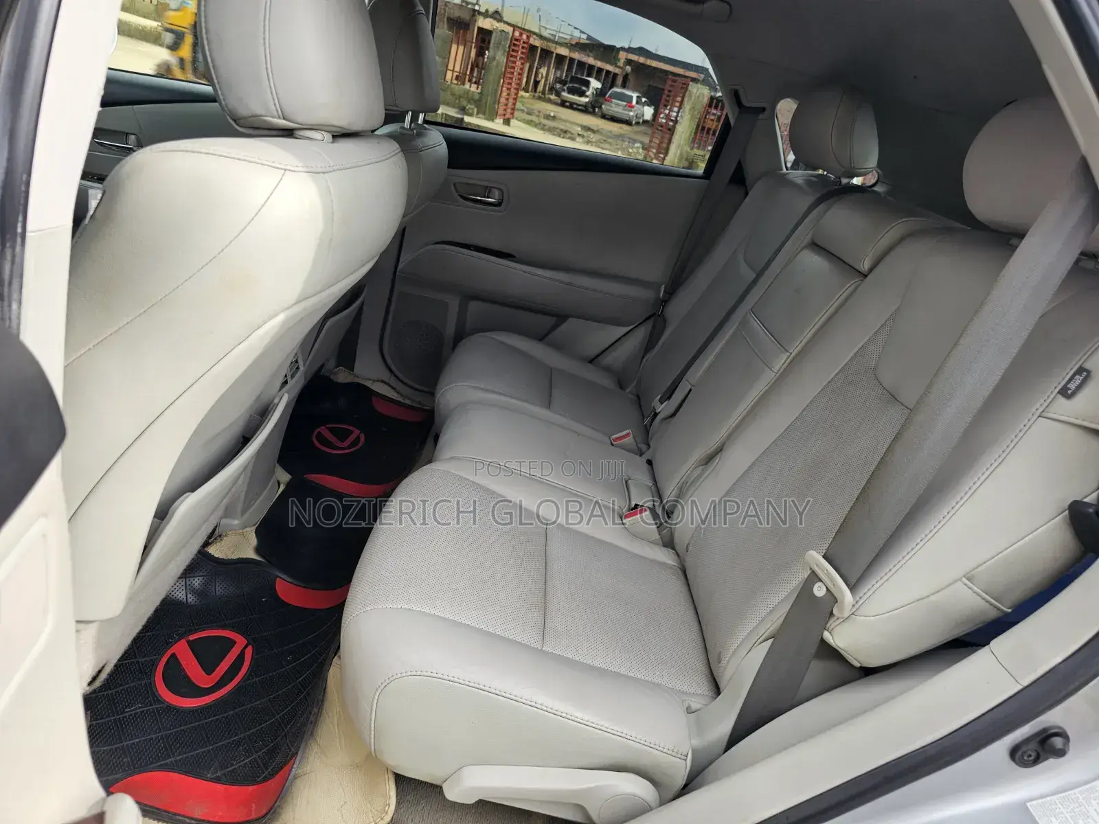 Lexus RX 2011 Silver