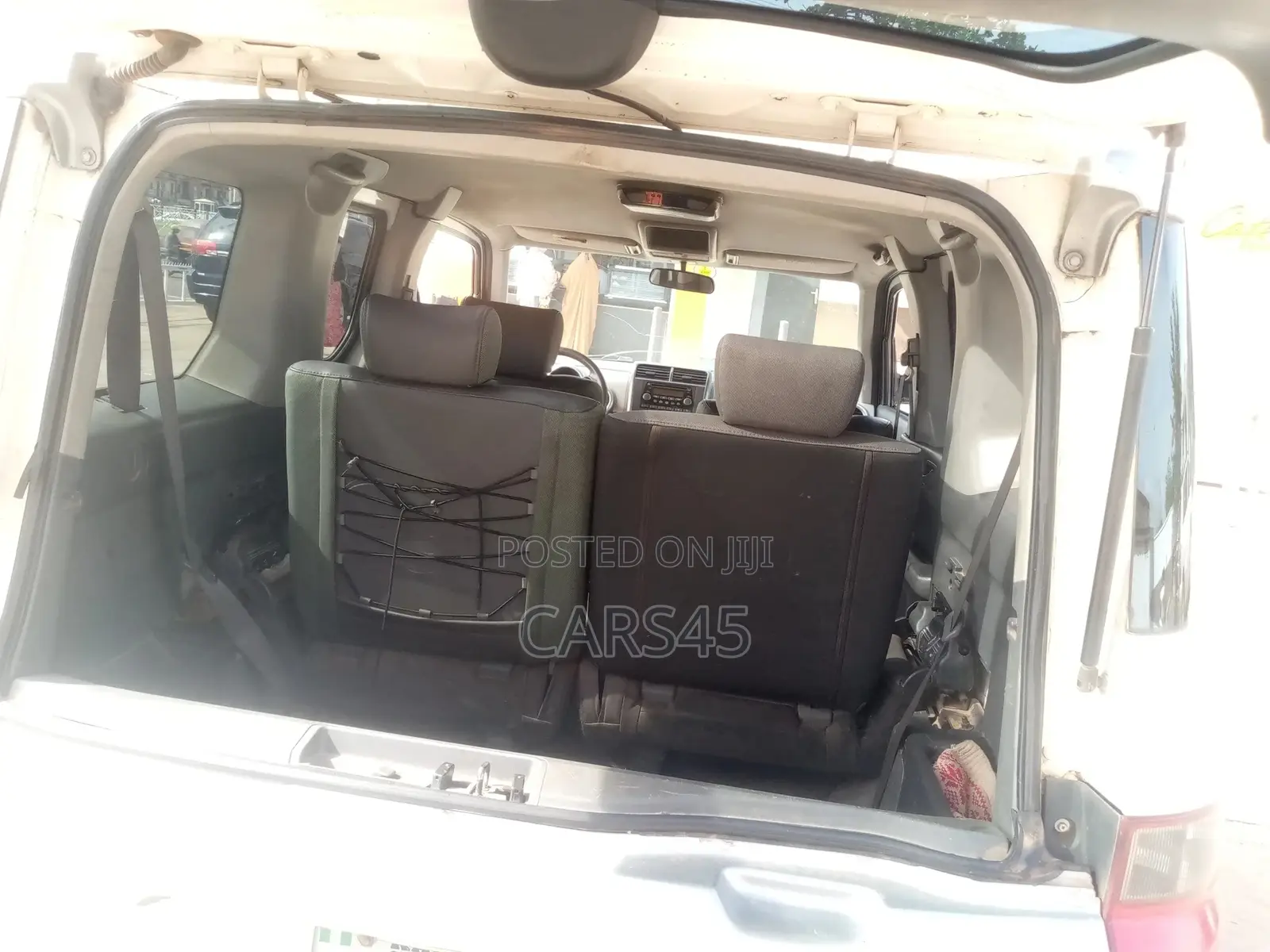 Honda Element 2004 White