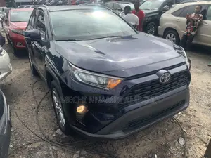 Toyota RAV4 Limited AWD 2020 Blue