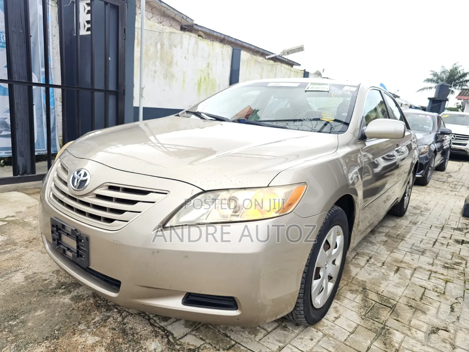 Toyota Camry 2009 Gold