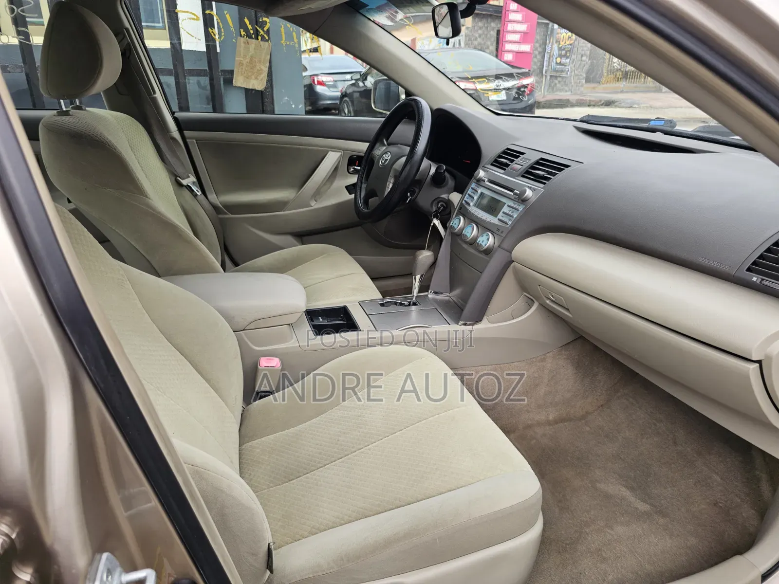 Toyota Camry 2009 Gold