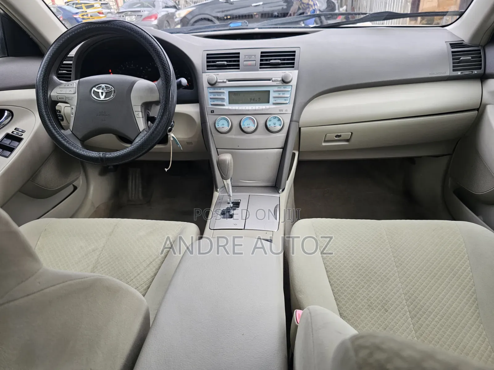 Toyota Camry 2009 Gold