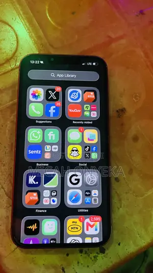 Apple iPhone 13 512 GB Red