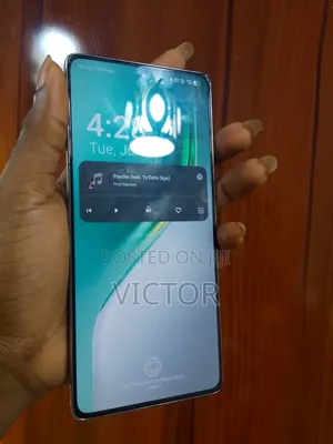 Tecno Camon 40 128 GB Silver