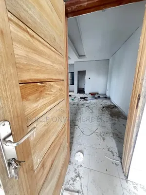 Mini Flat in Brand New Room & for rent