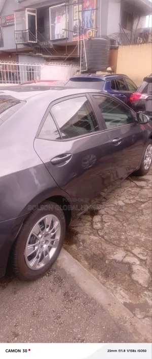Toyota Corolla 2015 Gray