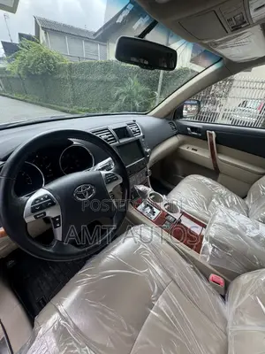Toyota Highlander Limited 2012 Green