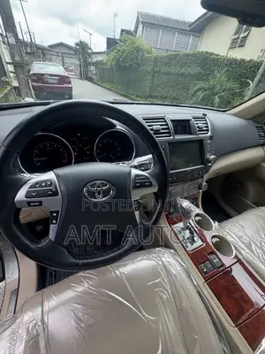 Toyota Highlander Limited 2012 Green