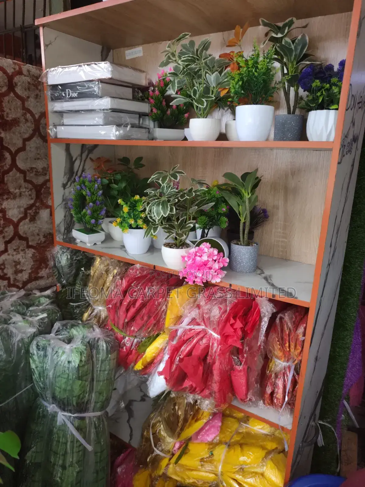 Artificial Flowers Available in Bulk.