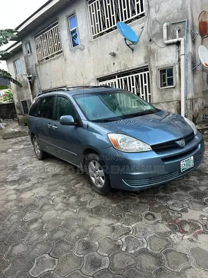 Toyota Sienna XLE AWD 2006 Blue