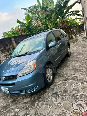 Toyota Sienna XLE AWD 2006 Blue