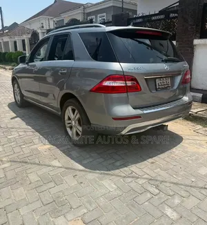 Mercedes-Benz M Class 2012 Gray