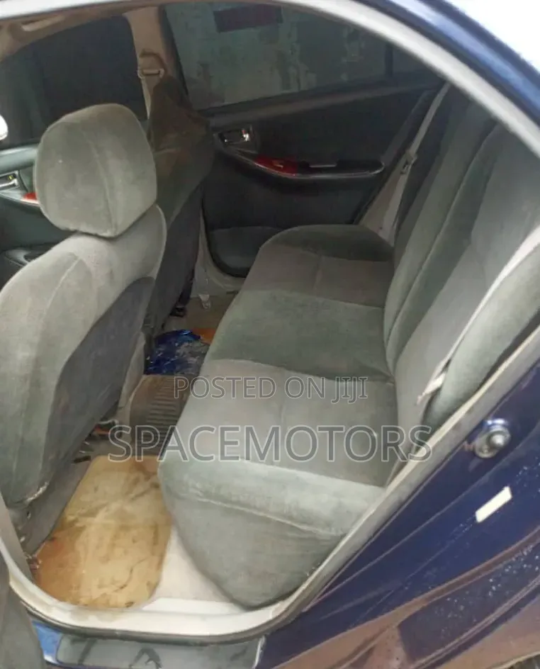 Toyota Corolla 2004 Blue
