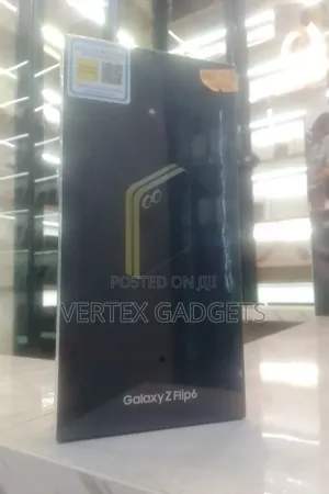New Samsung Galaxy Z Flip6 256 GB Yellow