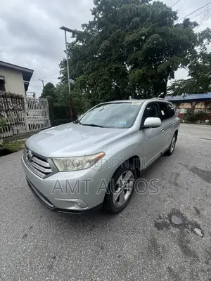 Toyota Highlander Limited 3.5l 4WD 2013 Silver